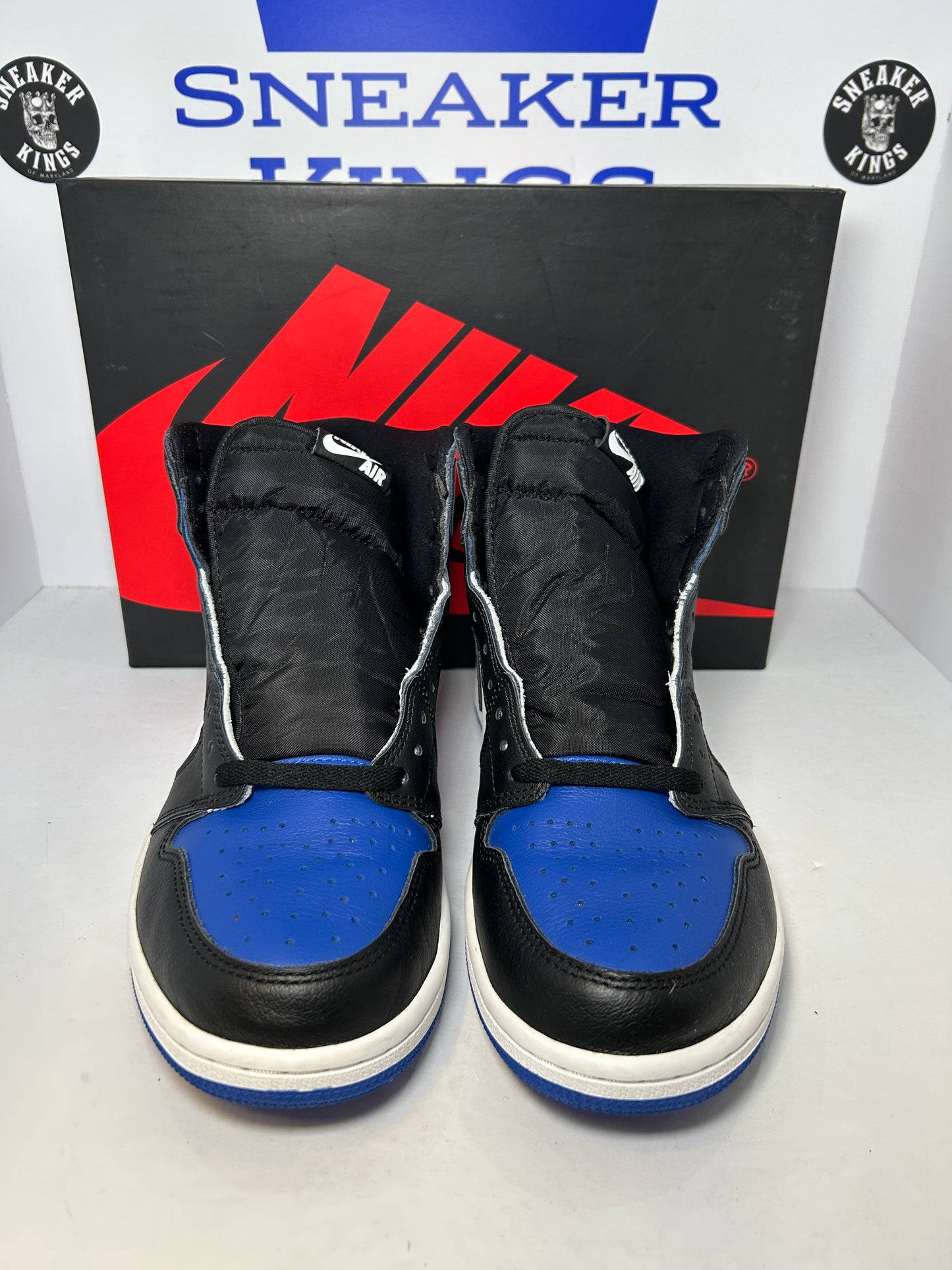 Air Jordan 1 Retro High OG Royal Toe (Pre-Owned)