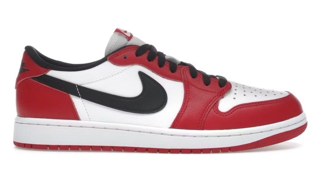 Air Jordan 1 Retro Low OG Chicago 2025