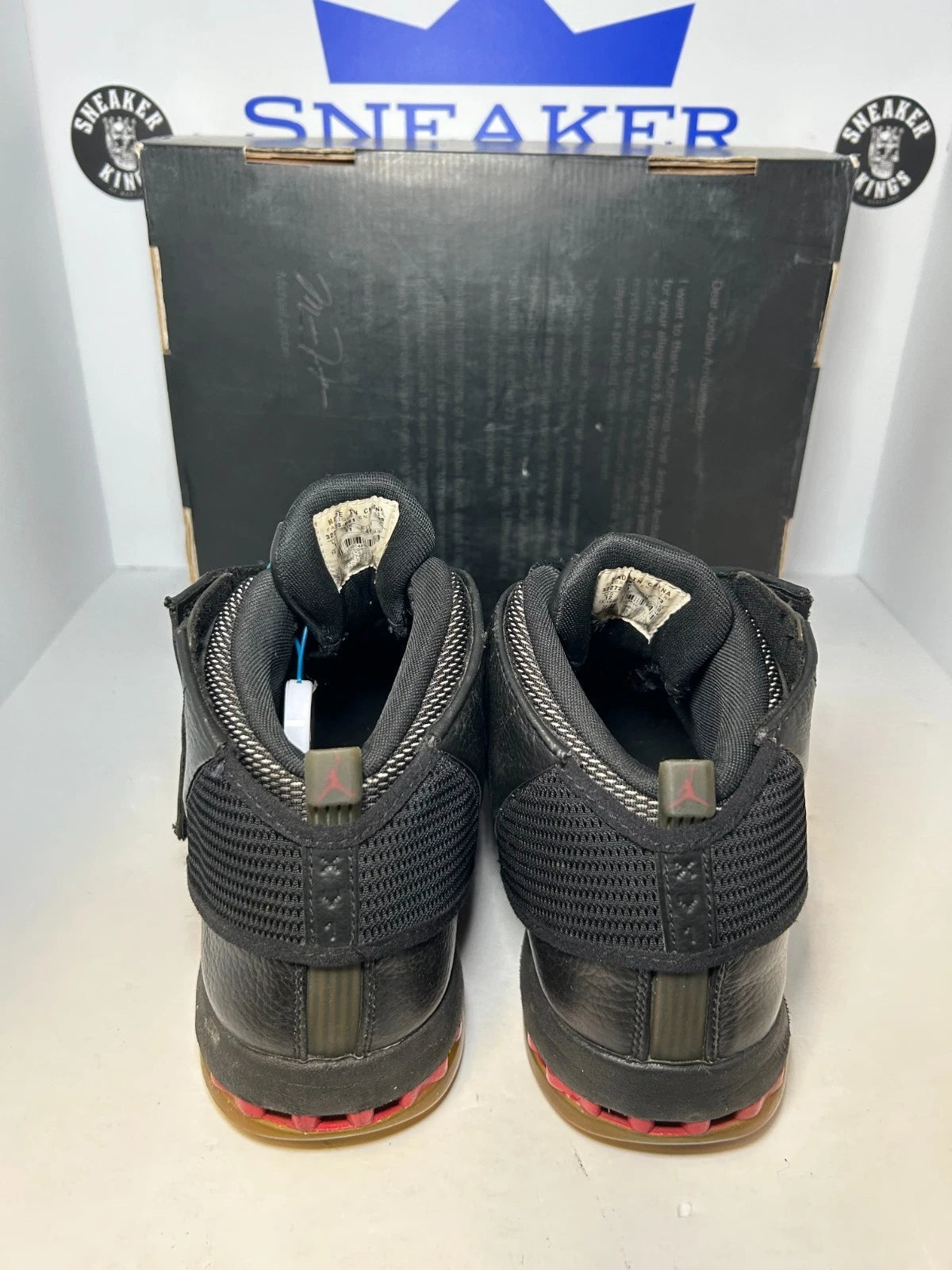 Air Jordan 16 Retro Bred Countdown Pack (Pre-Owned)