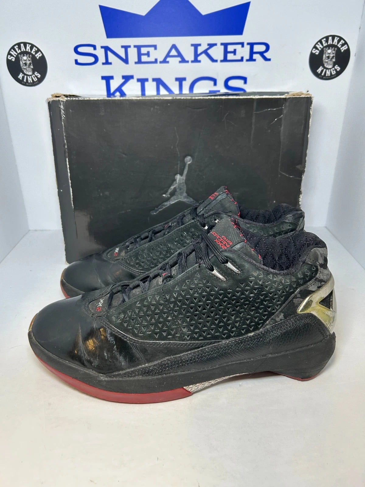 Air Jordan 22 OG 5/8 Black Varsity Red (Pre-Owned)